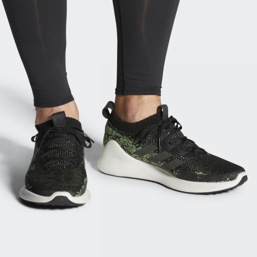 NEW Adidas WITH FLEXIBLE CUSHIONING FOR STREET RUN K860